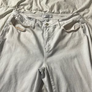 White Skinny Fit Judy Blues -14w